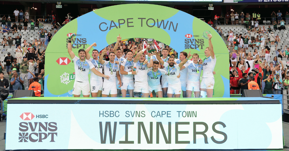 Argentina celebrates the gold medal win over Australia on day two of the HSBC SVNS at Cape Town Stadium on 10 December, 2023 in Cape Town, South Africa