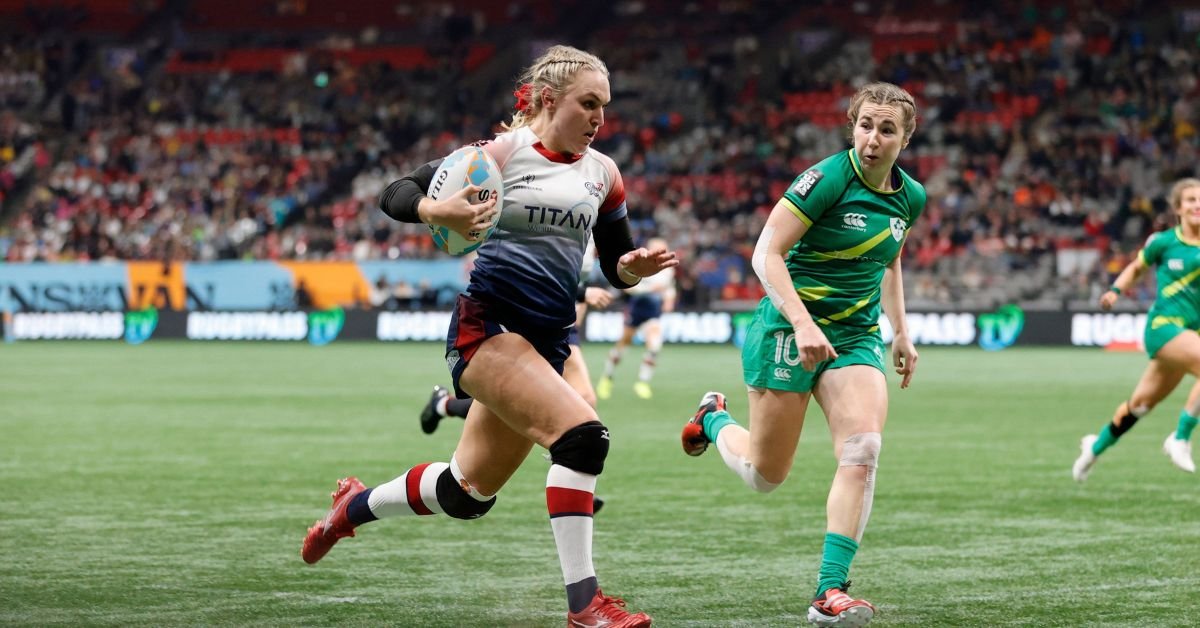 Great Britain’s Ellie Boatman races away from the Ireland defense for a try on day two the HSBC SVNS at BC Place on 24 February, 2024 in Vancouver, Canada.